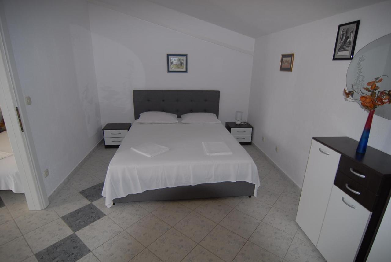 Villa Natalie Omiš Exterior foto
